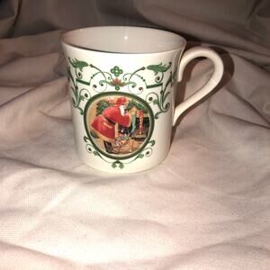Lenox NEW Vintage Santa's Portrait Santa Hanging Stockings Mug (Discontinued)